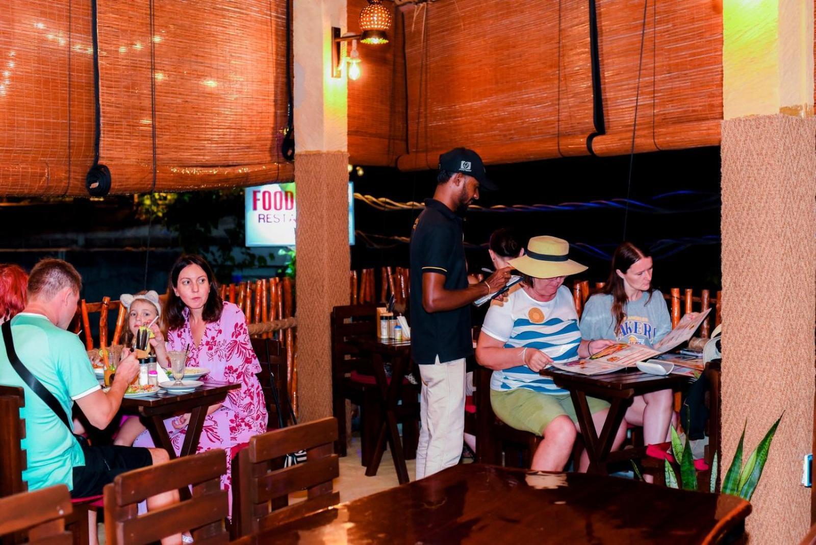 Hotel Coconut Style Restaurant & Milinda Guest Unawatuna Esterno foto